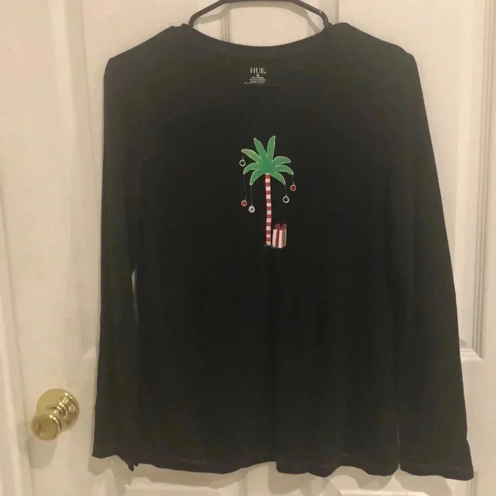 Hue woman’s shirt